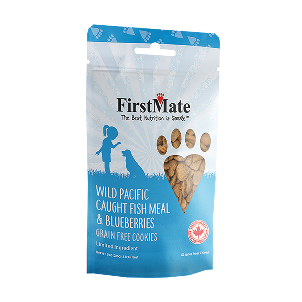 FirstMate - Dog Treats Fish with Blueberry