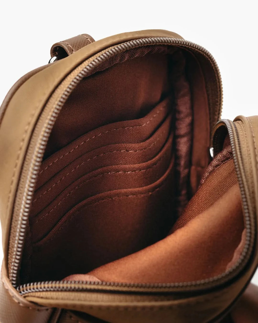 Rein - The Roamer Crossbody Bag